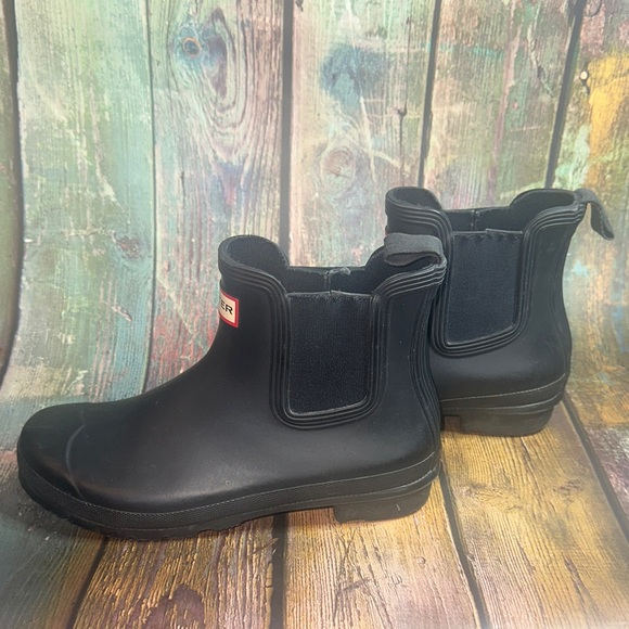 Hunter Women’s size 8 Black Rain Boots - Picture 6 of 9